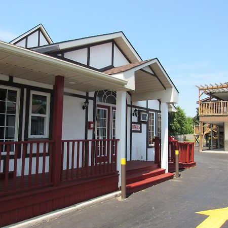 Cedar Lodge Motel Goderich Exterior photo